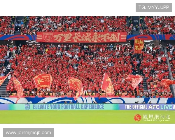 央视世界杯报道现场直击：第一时间呈现比赛精彩瞬间与幕后故事